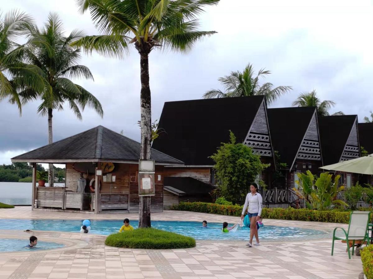 Island Paradise Resort Club โครอร์ ภายนอก รูปภาพ